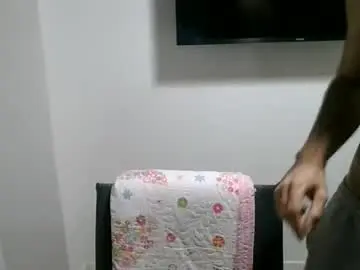Chaturbate Live Sex of caibra87