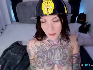Chaturbate Free Live Porn of harliequinnx