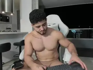 Chaturbate Live Sex Cam of thiago_moretti