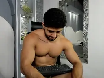 Chaturbate Adult Video Chat of thiago_moretti