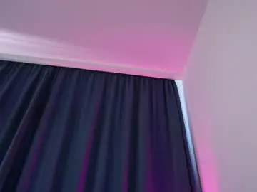 Chaturbate Live Sex of amilifox1
