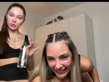 Chaturbate Live Sex Cam of ethel_alen