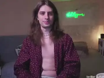 Chaturbate Nude Webcam of julian_cassablanca