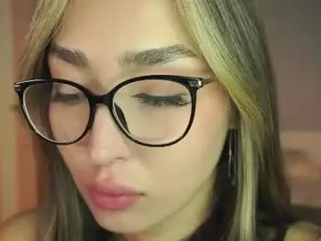 Chaturbate Best live sex cam show of kira_404