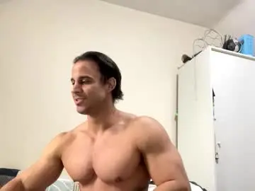 Chaturbate Best live sex cam show of latino_rodri