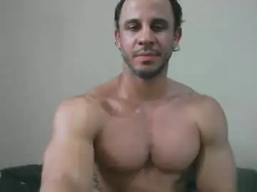 Chaturbate Live Sex Cam of latino_rodri
