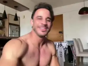 Chaturbate Live Sex Cam of latino_rodri