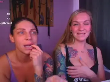 Chaturbate Live Sex Cam of simona_moonshine