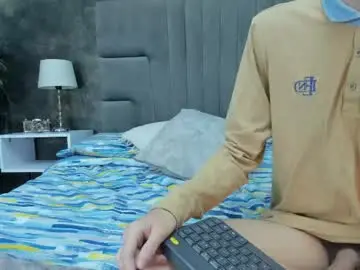 Chaturbate Sex Cam of bruce_hans