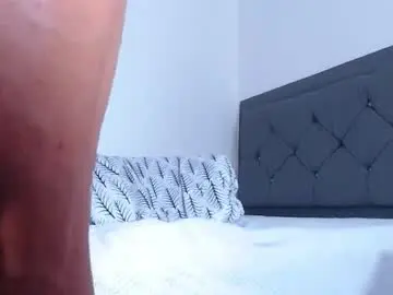 Chaturbate Live Sex Cam of jeilertthh