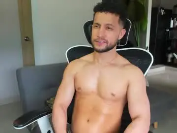 Chaturbate Free Live Porn of paul_reyborg