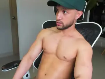 Chaturbate Watch Live Sex Cams of paul_reyborg