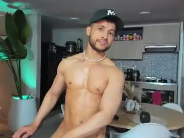 Chaturbate Free Live Porn of paul_reyborg