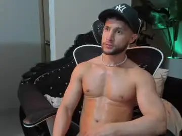 Chaturbate Free Porn Cam of paul_reyborg