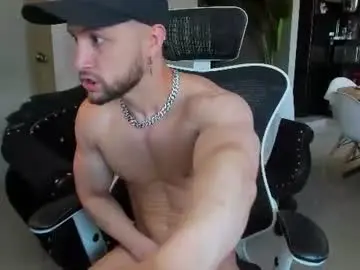 Chaturbate Best live sex cam show of paul_reyborg