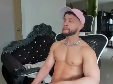 Chaturbate Nude Webcam of paul_reyborg
