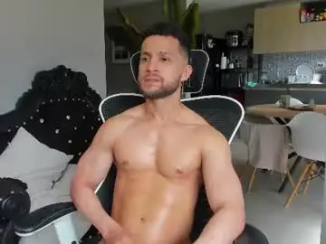 Chaturbate Live Porn of paul_reyborg