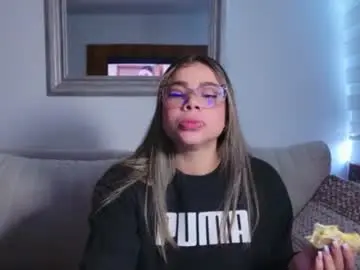Chaturbate Watch Live Sex Cams of sammyvelvet