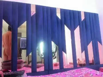 Chaturbate Live Sex Cam of kikyoanddrey