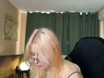 Chaturbate Live Sex of lily_spark_