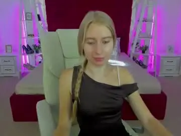 Chaturbate Sex Cam of alina__blonde