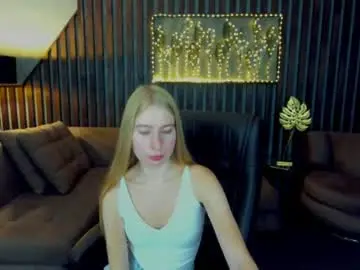 Chaturbate Live Porn of alina__blonde