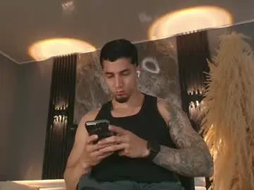 Chaturbate Free Live Porn of camiloalvarezzz3