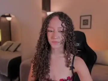 Chaturbate Best live sex cam show of chloemoreti