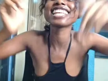 Chaturbate Live Sex Cam of choco_petiteee