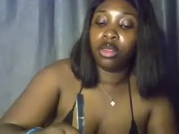 Chaturbate Live Porn of freaky_brula