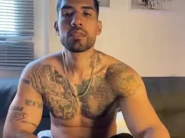 Chaturbate Live Sex Cam of myke_esthetic