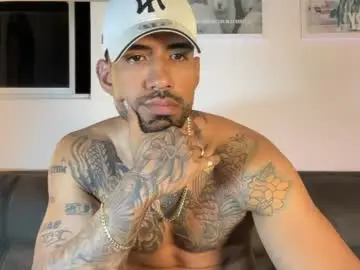 Chaturbate Live Sex of myke_esthetic
