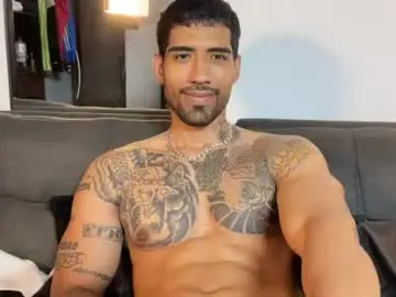 Chaturbate Free Porn Cam of myke_esthetic
