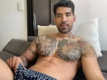 Chaturbate Sex Cam of myke_esthetic