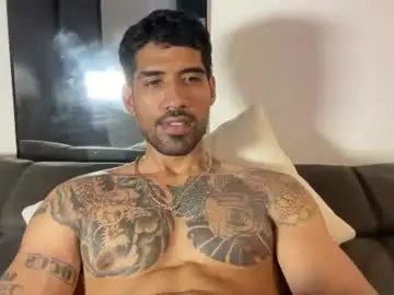 Chaturbate Sex Cam of myke_esthetic
