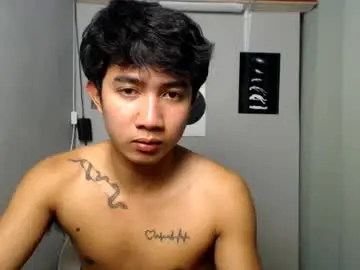 Chaturbate Adult Video Chat of ur_hottestjonny