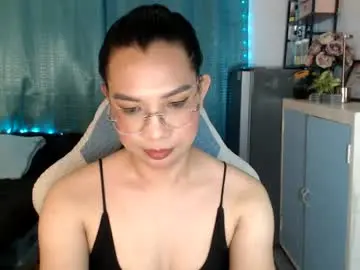 Chaturbate Nude Webcam of urwetasianprincessxx