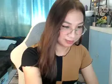Chaturbate Sex Cam of urwetasianprincessxx