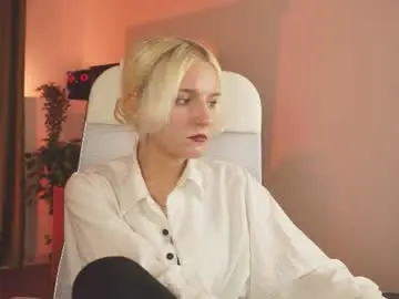Chaturbate Best live sex cam show of violamore