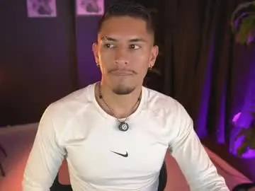 Chaturbate Free Porn Cam of aaronfox_