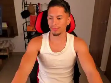 Chaturbate Sex Chat of aaronfox_