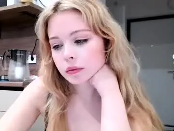 Chaturbate Live Sex Cam of aleksa_angel