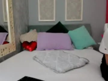 Chaturbate Adult Video Chat of mira_glow