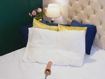 Chaturbate Watch Live Sex Cams of caroline_adams_