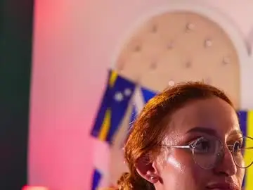 Chaturbate Free Porn Cam of caroline_adams_
