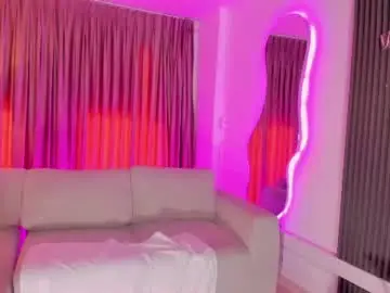 Chaturbate Sex Cam of leah_greyy