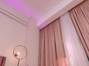 Chaturbate Live Sex Cam of selenelujan