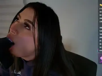 Chaturbate Live Sex Cam of venus_leroy