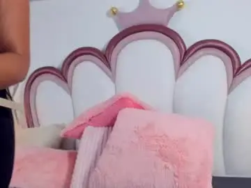 Chaturbate Live Sex Cam of emmacrush