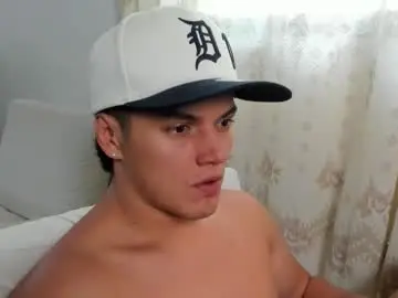 Chaturbate Adult Webcam of julian_wallace1